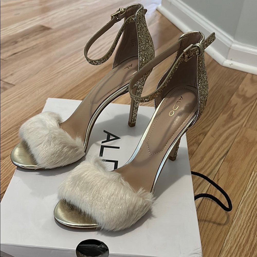 Aldo Gold and Cream Heels with Elegant Design